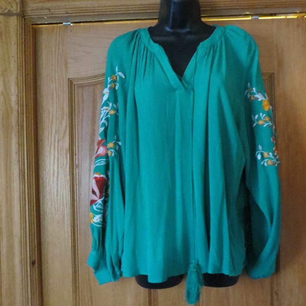 Tracy Evans embroidered Boho style blouse New never used